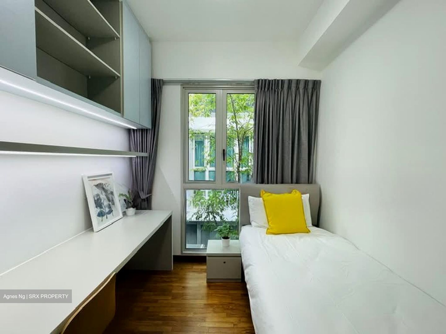 West Coast Drive (D5), Terrace #575328771